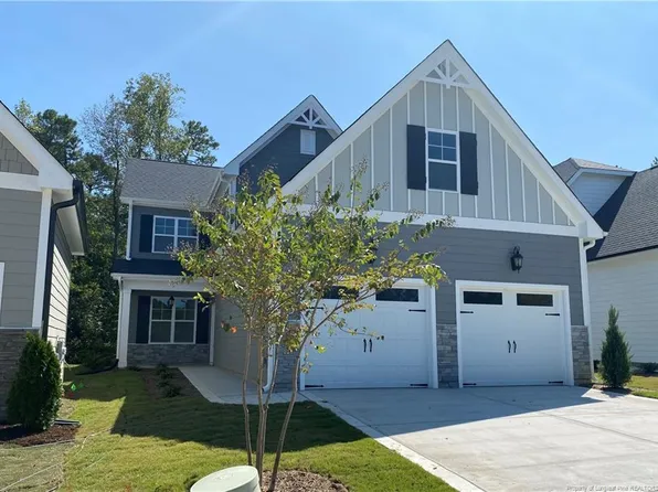 36 Spruce Hollow Cir, Spring Lake, NC 28390