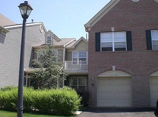70 Banyan Blvd, Holmdel, NJ 07733
