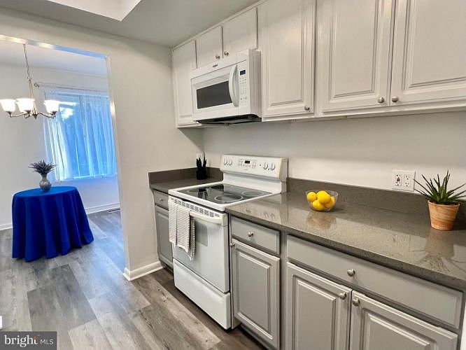 1st image of 3603 Glen Eagles Dr #6-3A