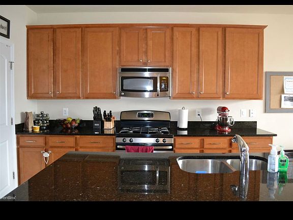 3rd image of 43913 Eastgate View Dr