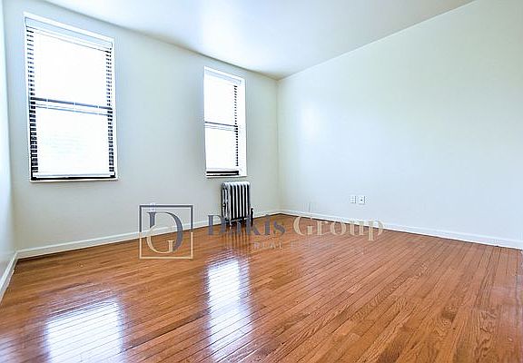 3rd image of 32-60 41st St #Gs5