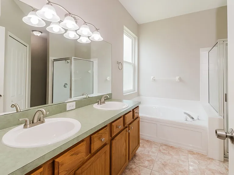 10324 Goldenbrook Way — Photo 10