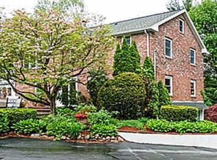 105 Boston Post Rd, Wayland, MA 01778