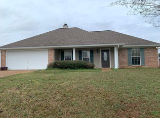 410 Oak Lawn Dr, Pearl, MS 39208