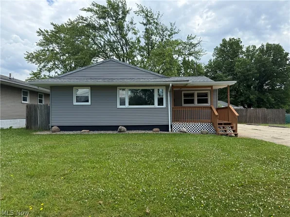 3160 Linda Dr NW, Warren, OH 44485