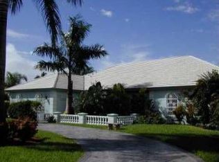 7830 SW 82nd Ct, Miami, FL 33143