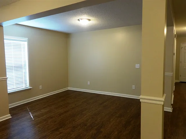 409 Cotton Hope Ln — Photo 9
