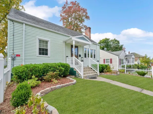 151 Burnham Street, Hartford, CT 06112