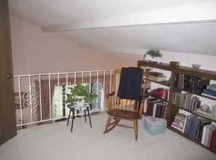 5327 Hodgson Rd, Shoreview, MN 55126