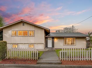 393 S Knott St, Canby, OR 97013