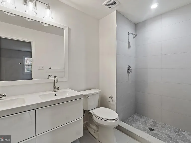 11817 Becket St — Photo 12
