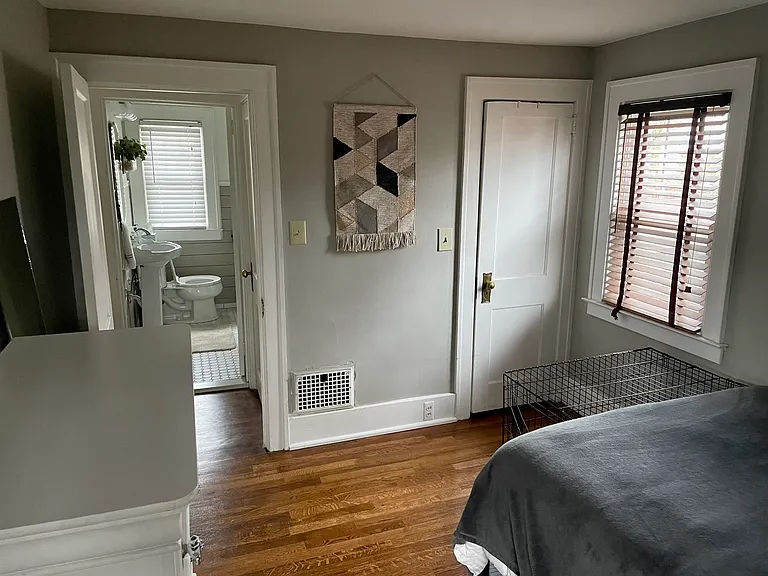 812 Maplegrove Ave — Photo 14