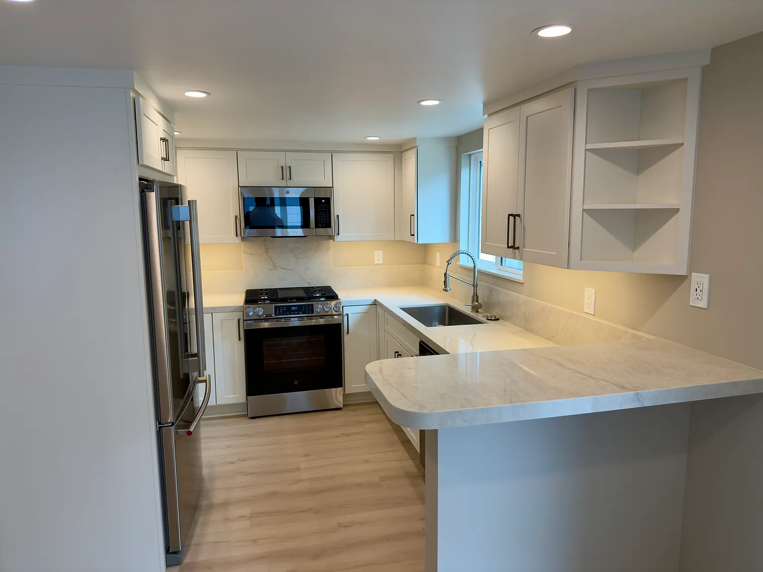 1 bed, 700 sqft, $3,200 — Photo 3