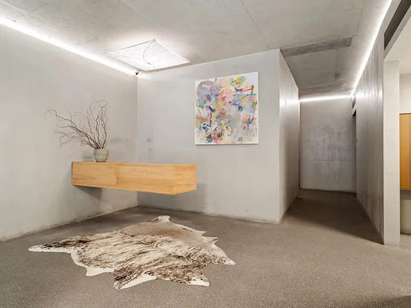 532 West 20th Street image 19 of 25