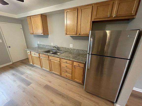 3rd image of 4082 51st St #4082G