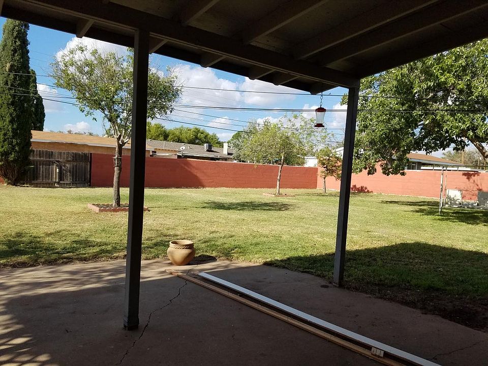 Huge Privacy Fenced Backyard