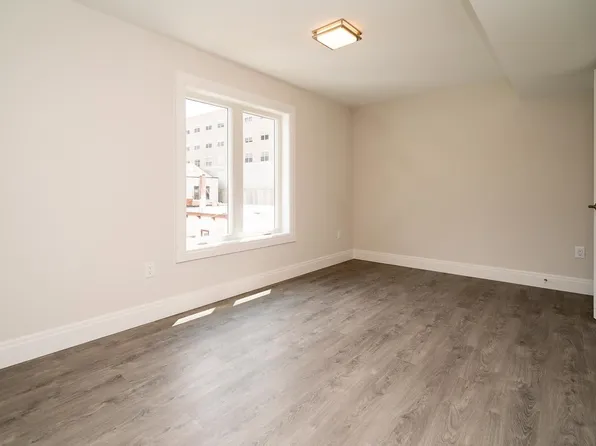 1209 26th Street image 17 of 28