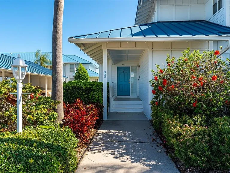 923 Sandpiper Cir #923 — Photo 4