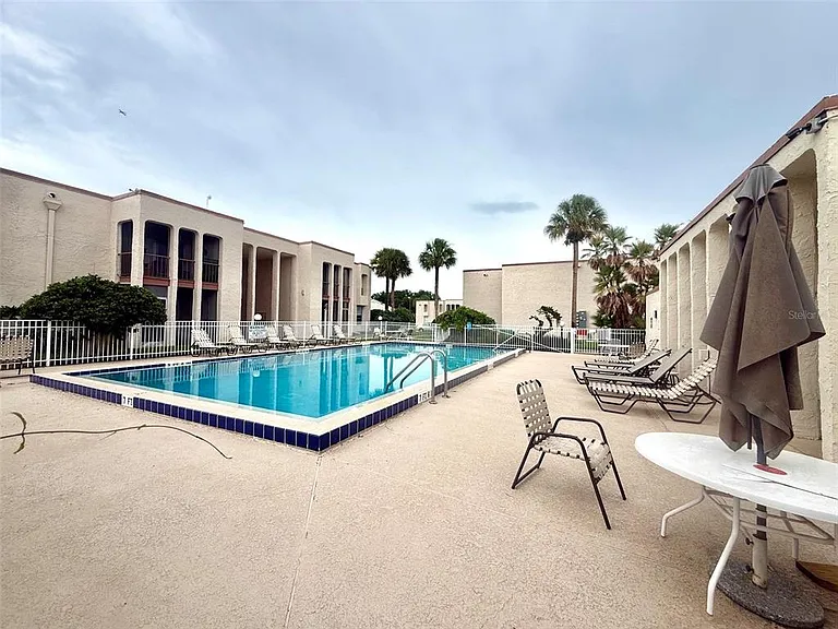 534 Orange Dr #27 — Photo 25