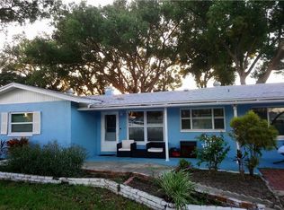 1507 4th St SW, Largo, FL 33770