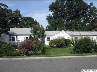 86 Therese Ave, Keyport, NJ 07735