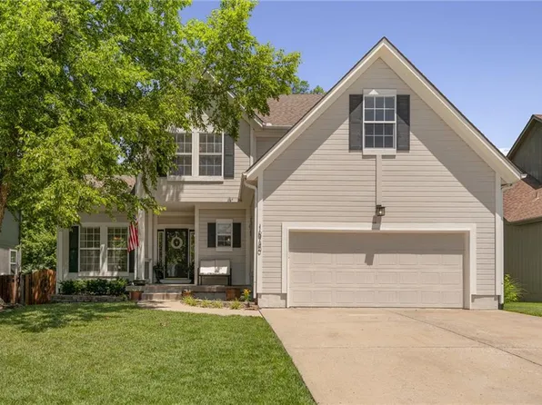 16740 W 156th St, Olathe, KS 66062