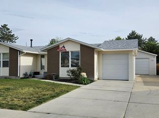 2755 W Hazelhurst Dr, Salt Lake City, UT 84129