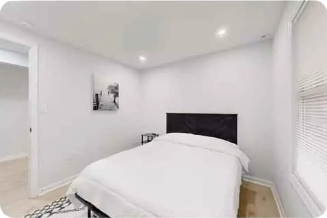 1234 Woodhill Ln — Photo 1