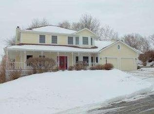 108 Ridgewood Dr, Onalaska, WI 54650