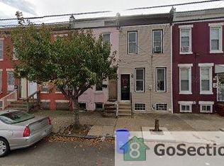 628 Pine St, Camden, NJ 08103