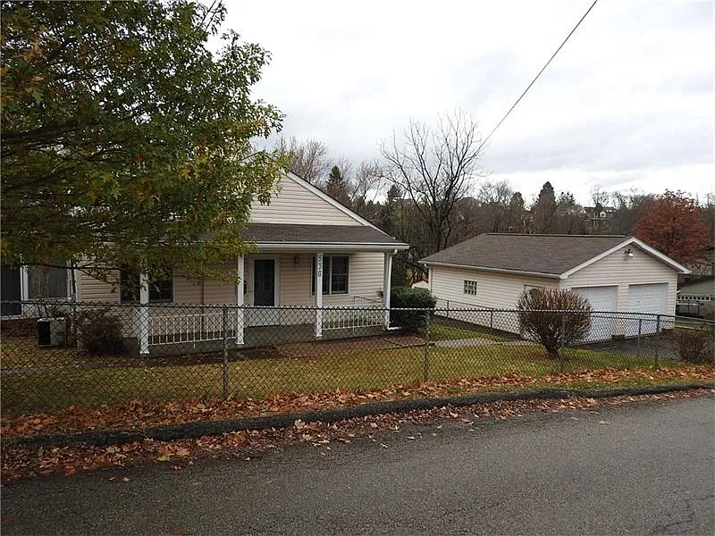 536 Dugan Way photo 1