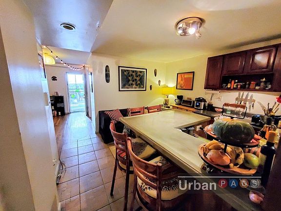 3rd image of 481 Willoughby Ave #A