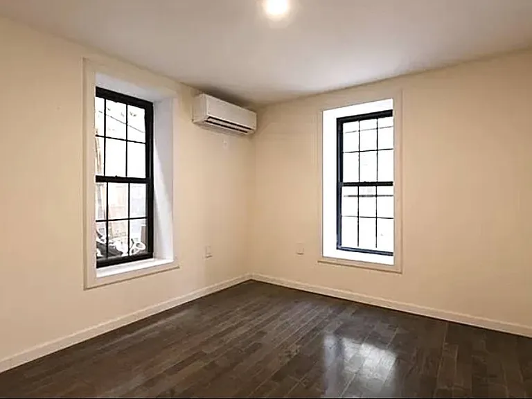 353 Monroe St #1 — Photo 4