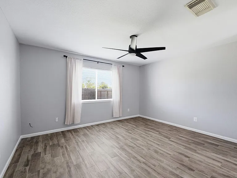 1805 Whitebriar Dr — Photo 16