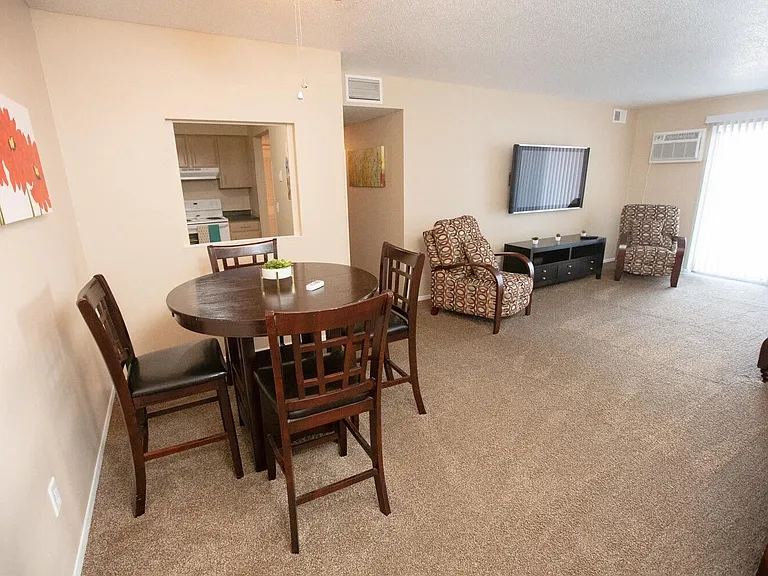 Boulder Creek Apartments — Photo 16