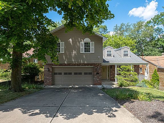 2nd image of 309 Hoodridge Dr