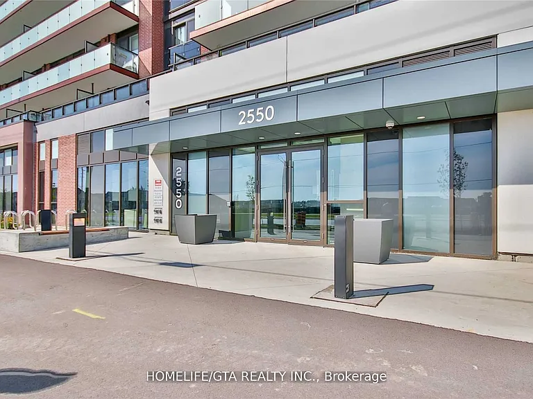 2550 Simcoe St N #802 — Photo 3