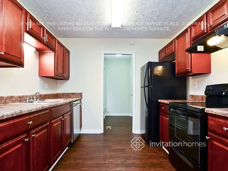 6601 Valley Hill Dr SW — Photo 3