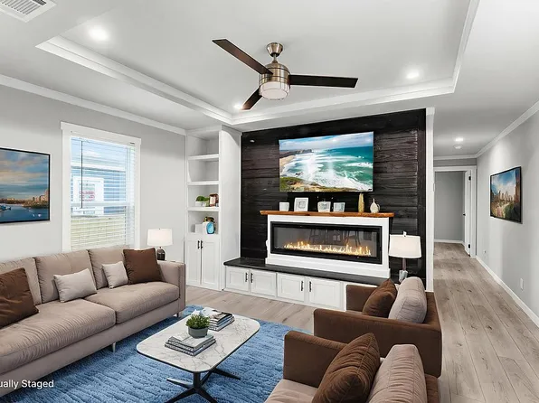 119 Mooney Rd, Pearland, TX 77581