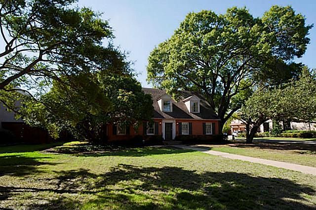 1st image of 6704 Mimosa Ln