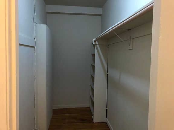 5th image of 2695 Greenwich St #104