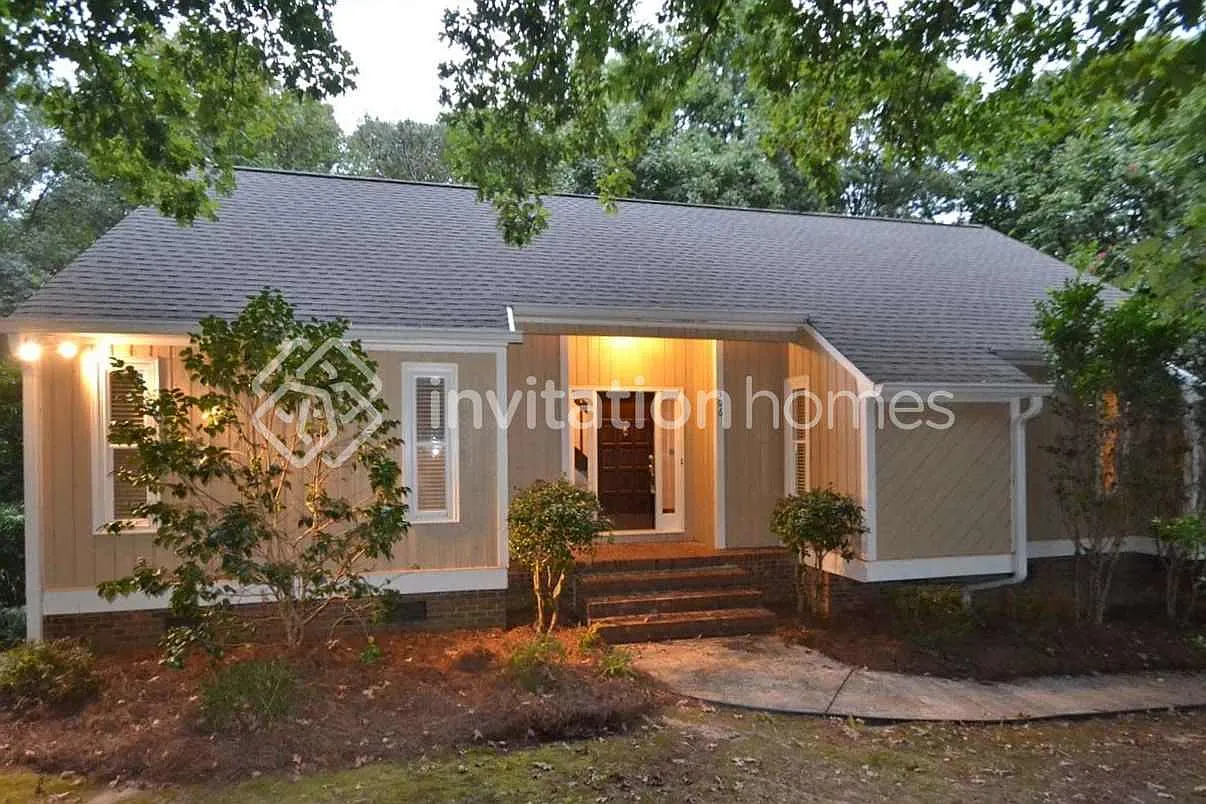 306 Kingsley Dr Charlotte, NC 28270 — Photo 1