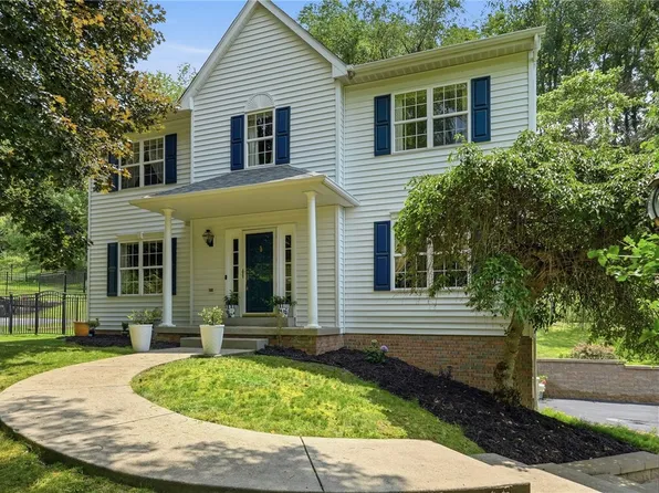 10268 Rinaman Rd, Wexford, PA 15090