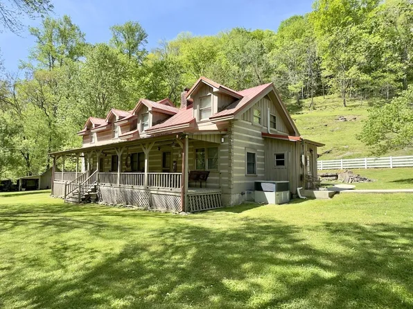 1061 Francis Ln, Woodbury, TN 37190