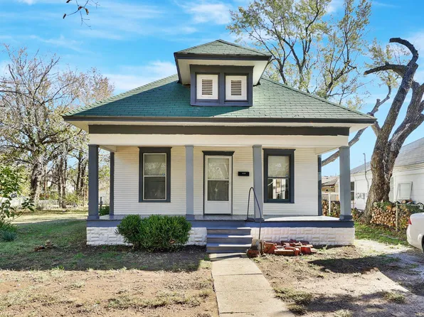 1146 S Ellis St, Wichita, KS 67211