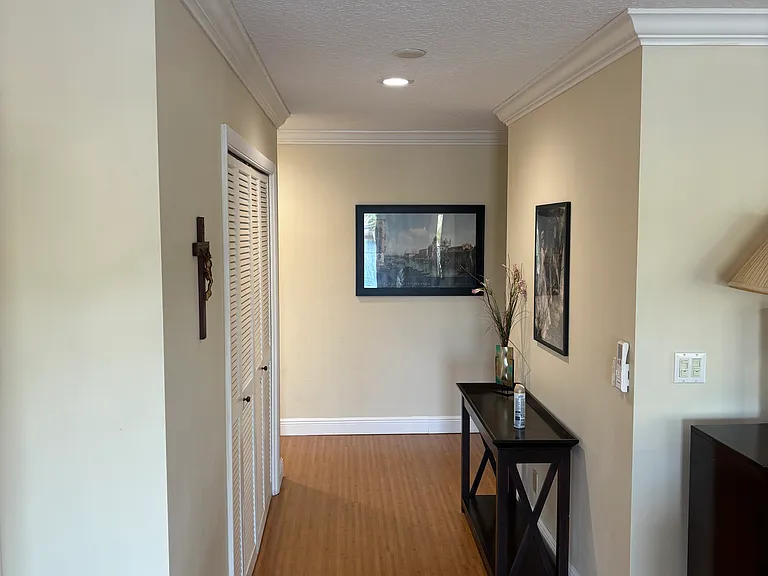 5810 NE 27th Ave #1 — Photo 14