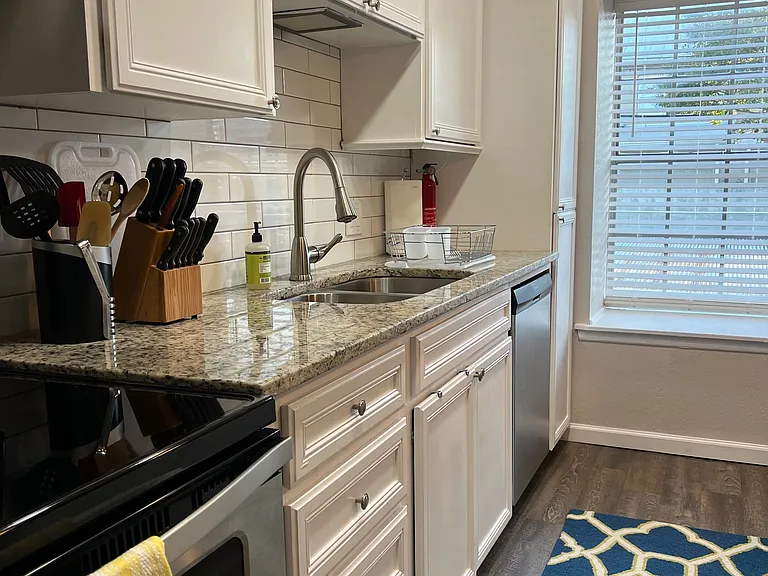 168 Barilla Pl #202-B — Photo 13