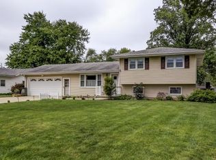 1425 S 31st St, Decatur, IL 62521