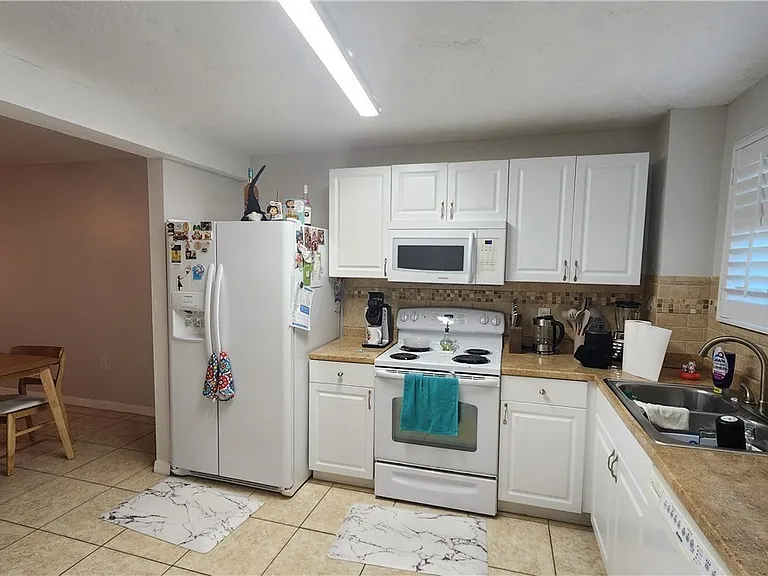 2121 Collier Ave #107 — Photo 8