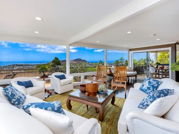 1617 Paula Dr #A, Honolulu, HI 96816